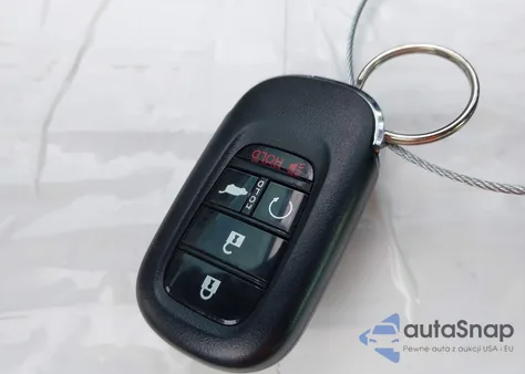 2024 Honda Cr-V Hybrid Sport-L from USA, damaged, VIN 7FARS6H86RE059927